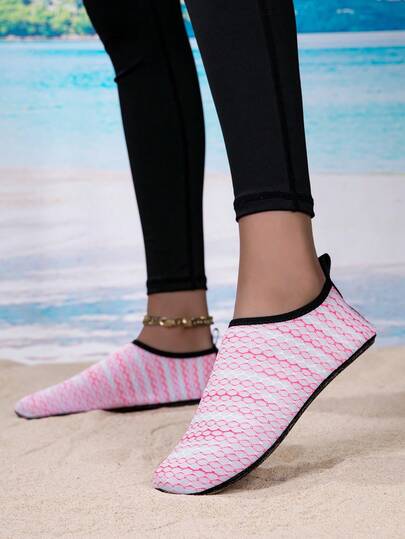 Simple Women's Water Shoes, Breathable Mesh Shoes, Suitable For Beach And Indoor/Outdoor Yoga Training, Flat Water Shoes, Quiet Running Shoes, Casual Shoes, Lightweight Slip-Ons, Easy To Put On And Take Off