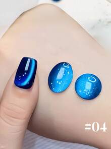 12毫升容量 2026 春夏新款女士假日礼盒套装，包含璀璨秋夜星空、美人鱼蓝绿色水晶石、猫眼蓝、粉色日记本、深巧克力棕色、蓝色猫眼玻璃珠、水晶石猫眼凝胶指甲油。 - 彩色 - 查看 13