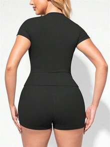 2 Piece Women's Solid Color Activewear Set, Crew Neck & Lapel Short Sleeve Tees With High-Waisted Biker Slim-Fit Shorts, High Stretch Gym Workout Outfit, Fitness Sportswear For Indoor Outdoor Casual Gym Fitness Workspace - 黑色 - 查看 5