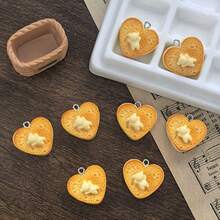 5/10pcs Valentine's Day Heart Pendant, Interesting Resin Heart-Shaped Toast Bread Charm Pendant, DIY Jewelry Accessories - Heart-shaped Teddy Bear Pendant - View 1