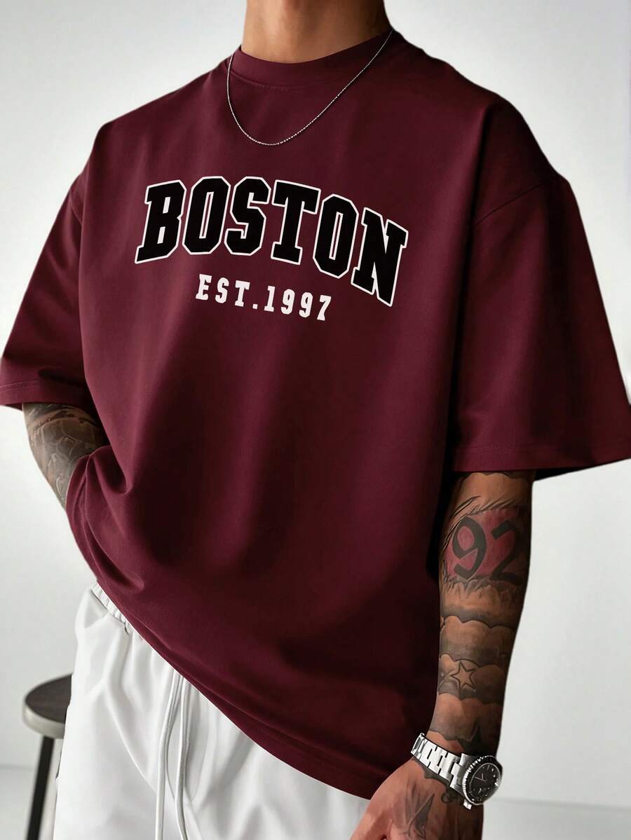 Simple Studio | 男士夏季波士顿字母印花圆领短袖T恤 - 酒紅色 - 查看 1
