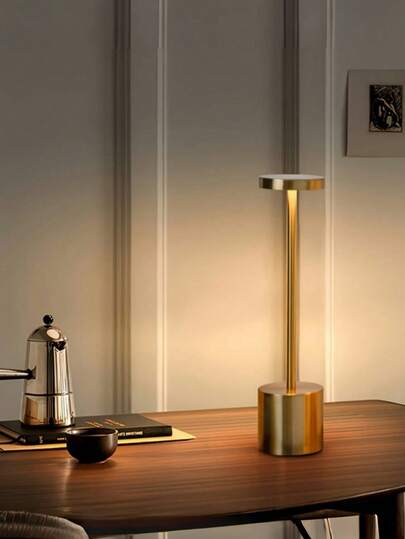 1 st trådlös LED-uppladdningsbar bärbar skrivbordslampa, modern bordslampa med trådlös pekkontroll, dimbar belysning i 3 färger, USB-uppladdningsbar ögonvårdsläslampa, retro metalldesign, lämplig för dekoration i matsal, sovrum, vardagsrum, café och bar, kreativ ramadan-/födelsedagspresent