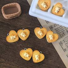 5/10pcs Valentine's Day Heart Pendant, Interesting Resin Heart-Shaped Toast Bread Charm Pendant, DIY Jewelry Accessories - Heart-shaped Teddy Bear Pendant - View 9