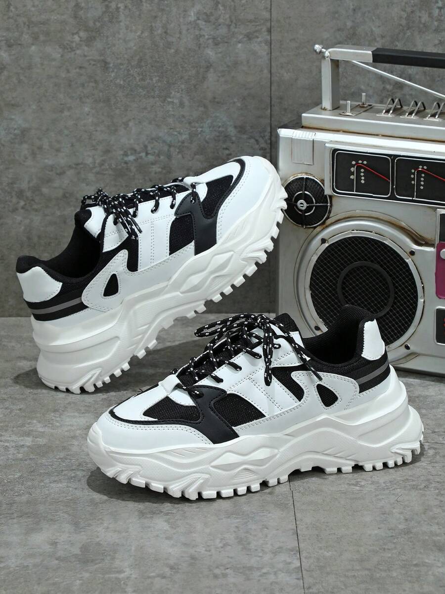 Minimalist Fashion Men's Shoes, White And Gray Colorblock, Thick Platform Wedge Sole, Casual Low-Top Lace-Up Thick Sole Sneakers. Suitable For Outdoor Hiking, Fitness Activities, Daily Commuting And Casual Wear. Unisex, Thick Cushioned Sole Provides Comfortable Wearing Experience, Suitable For All Seasons, Ideal Gift For New Year And Christmas. - Black and White - View 1