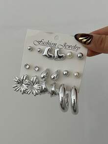 18 pièces Ensemble de boucles d'oreilles en forme de cœur torsadé asymétrique avec faux perles, style minimaliste. Convient pour les sorties, les vacances, le port quotidien, les cadeaux de fête pour femmes - Argent - Voir 4