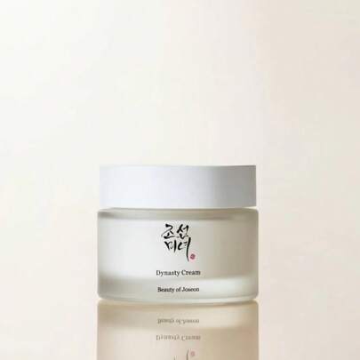  BEAUTY OF JOSEON Dynasty Cream crema hidratante y nutritiva facial K‑Beauty con textura cremosa y acabado suave + glow; ayuda a mantener el equilibrio hidratación/grasa con 2% Niacinamide + 2% Squalane; ideal para todo tipo de piel (especialmente seca), uso día y noche; Volumen: 50 y 100 ml ✅Entrega 24h