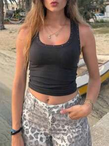 Women's Fashion Y2K Rivet Inlaid Tank Top Solid Color Sleeveless Round Neck Slim Fit Top - Black - View 3