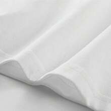 Elegant And Modern Luxury Design Wo T-Shirt With Bold Sparkling Gold "MILANO" Letter And Finer "ITALY" Text, In Minimalist Style - 白色 2 - 查看 4