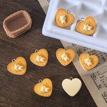 5/10pcs Valentine's Day Heart Pendant, Interesting Resin Heart-Shaped Toast Bread Charm Pendant, DIY Jewelry Accessories - Heart-shaped Teddy Bear Pendant - View 6