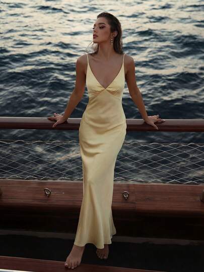 2026 New In Viral Soft Yellow Luxe Silky Satin Maxi Dress, Spaghetti Strap Deep V Backless Mermaid Hem Slim-Fit Gown, Minimalist Elegant Flowy Formal Dress For Beach Wedding Guest Bridesmaid Prom Date Night Resort Wear