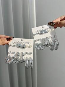 18 pièces Ensemble de boucles d'oreilles en forme de cœur torsadé asymétrique avec faux perles, style minimaliste. Convient pour les sorties, les vacances, le port quotidien, les cadeaux de fête pour femmes - Argent - Voir 3