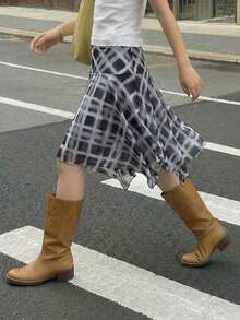 女士优雅不对称下摆格子A字裙，商务休闲街头风时尚单品，格子裙，不对称下摆，适合海滩、办公室、日常、旅行、机场、春秋度假等场合。 - 黑色 - 查看 1