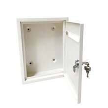 Metalowa skrzynka na listy, dostarczana z kluczem i akcesoriami montażowymi, prosty wygląd, nadaje się do użytku na zewnątrz i wewnątrz. - C - Zobacz 6