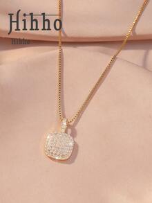 1件简约奢华立方氧化锆方形吊坠项链，小巧精致，低调闪耀，适合日常佩戴、通勤和约会。 - 方形 - 查看 4