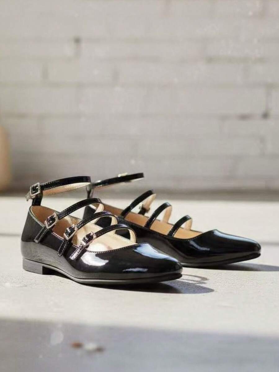 春秋新款女士金属乐福鞋平底休闲一脚蹬船鞋 - 黑色 - 查看 1