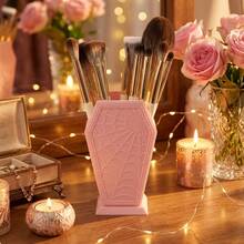 Spider Web Makeup Brush Holder Organizer, Coffin Shaped Gothic Cosmetic Brush Storage Cup, Desktop Pen Pencil Holder, Vanity Decor, Pink/Black - 彩色 - 查看 7