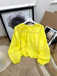 Hermiss Plain Blouse With A Round Neck Decorated With Studs On The Upper Part And Long Elasticated Sleeves. One Size Fits S/M. New Autumn/Winter Collection. Estimated Delivery 1-3 Business Days (Mainland Spain). - Yellow - View 4