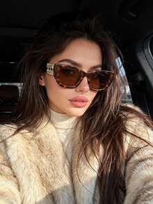 Rebanadas de té enmarcadas con estampado de leopardo