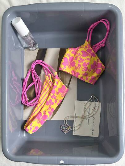 女士泳装，夏季比基尼泳装，度假芙蓉条纹印花，无肩带内置露脐吊带泳衣，适合度假、海滩穿着，也适合参加女士音乐节、泳池和度假村海滩波西米亚风2026春夏海滩装