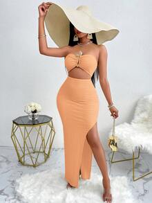 Robe d'été élégante Amarilo Vacation, sexy, avec découpes, boutons sur le côté et fente ajustée - Corail - Voir 6