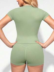 2 Piece Women's Solid Color Activewear Set, Crew Neck & Lapel Short Sleeve Tees With High-Waisted Biker Slim-Fit Shorts, High Stretch Gym Workout Outfit, Fitness Sportswear For Indoor Outdoor Casual Gym Fitness Workspace - 軍綠色 - 查看 5