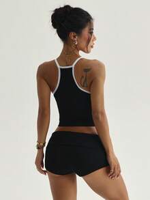 Sujetador deportivo sin costuras con diseño de camiseta interior - Negro - Ver 3