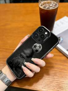 1 chiếc + Tương thích với iPhone 17/16 Pro Max/15 Plus/14 Pro + Dành cho người hâm mộ cuồng nhiệt + Chất liệu họa tiết vải + Ốp bảo vệ điện thoại + Phong cách thể thao Ins + In hình nhân vật bóng đá + Chống rơi toàn diện + Vị trí lỗ chính xác - Xám - Xem 4