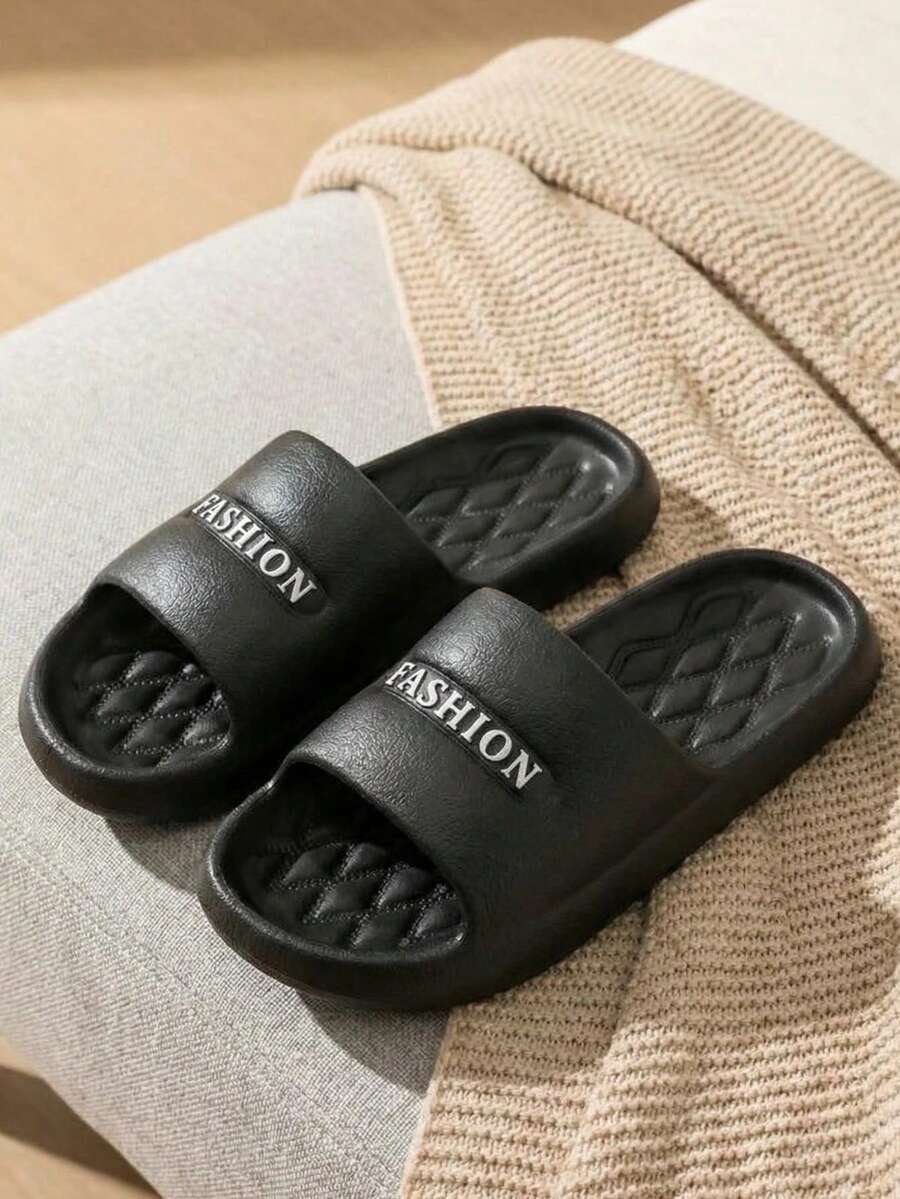 男士黑色拖鞋 - 时尚百搭多功能字母男女通用拖鞋，EVA加厚鞋底，室内外皆宜，休闲情侣拖鞋/家居拖鞋，夏季、酒店、浴室、卧室、室内、室外、海滩、游泳等场合均可穿着，时尚百搭，尺码齐全，舒适透气，露趾男士凉鞋，公寓、酒店、卧室、办公室必备舒适拖鞋