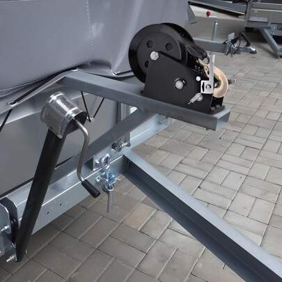 Hand Winch, 3500 Lbs Pulling Capacity, Boat Trailer Winch Heavy Duty Rope Crank With 33 Ft Polyester Strap And Two-Way Ratchet, Manual Operated Hand Crank Winch For Trailer, Boat Or ATV Towing