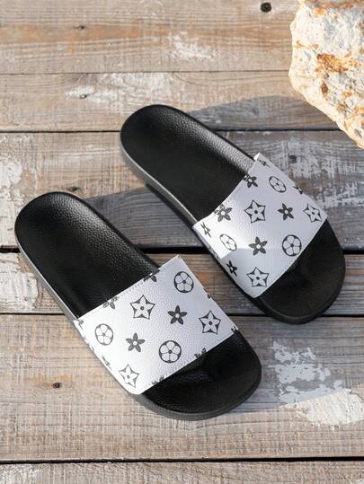 2026 Nowe luksusowe męskie klapki w stylu retro z kwiatowym wzorem, miękka i gruba podeszwa, wygodne kapcie, uniwersalne na wiosnę/lato, do noszenia na zewnątrz i wewnątrz, na co dzień i na wakacje na plaży