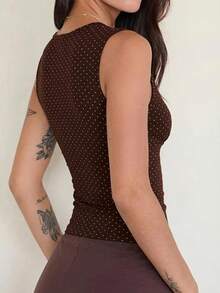 Women Deep V Neck Tops Sexy Sleeveless Crop Top Stretchy Going Out Tank Top Cute Summer Clothes - 棕色 - 查看 4