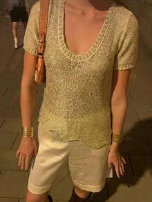 SEREN 夏季新款深V领针织上衣，休闲宽松，适合度假、海边穿着，轻薄短袖，杏色，波浪下摆，女式上衣，夏季上衣，夏季针织上衣，夏季休闲装，夏季度假穿搭，波西米亚风 - 杏色 - 查看 2