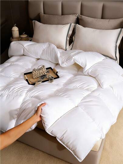 1pc Quilted Down Comforter, Ultra Soft & Skin-Friendly, White Color, Suitable For All Seasons, Lightweight & Breathable, Down Alternative Comforter, Home Bedding, Luxury Hotel Series Bedding, Student Dormitory Essential, Room Decor, Winter Decor