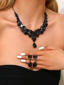 Bộ trang sức 3/4 món phong cách Gothic màu đen gồm mặt dây chuyền, bông tai và vòng tay dành cho nữ, thích hợp cho tiệc Halloween, phong cách đường phố, làm quà tặng hoặc đeo hàng ngày. - đen - Xem 20