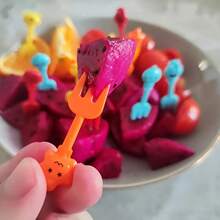 10pcs/Set Garpu Buah Manis Warna Acak, Tusuk Buah Dekorasi Meja yang Lucu, Cocok untuk Pesta, Halloween, Natal, Garpu Buah Mini (Warna Acak) - MultiWarna - View 6