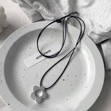 1件时尚百搭花卉蜡绳项链，2026新款简约颈链，适合搭配卫衣 - 吊墜項鍊 - 查看 5