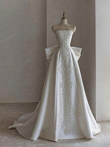Exquisite Strapless A-Line Wedding Dress With Open Back In Satin – Sophisticated Floor-Length Bridal Gown Featuring A Flattering Corset Bustier, Chic Backless Design, And Lustrous Satin Silhouette, Perfect For Weddings, Christmas Galas, Halloween Balls, Formal Dances, Birthday Celebrations, And Special Evening Events. A Versatile Choice For Wedding Receptions, Holiday Parties, Anniversary Dinners, Luxury Getaways, Black-Tie Occasions, Cocktail Gatherings, Bridal Showers, Wedding Guest Attire, Graduation Formals, Homecoming Events, And As A Modern Bridesmaid Or Festive Evening Gown. - 白色 - 查看 1