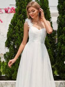 Elegant Asymmetric One Shoulder High Slit Mesh Wedding Dress - White - View 5