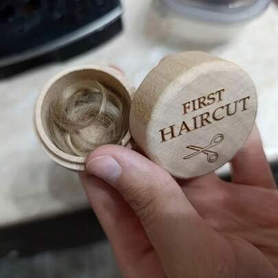 Newborn Essential, Baby Shower Gift, Handmade Wooden First Hair Keepsake Box, Perfect Gift For New Parents, Portable Hair Storage Box To Preserve First Memories, Made Of Natural Beechwood, Minimalist & Lightweight Design
