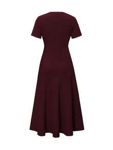 Unadoll 女士春季圆领短袖仿口袋纽扣装饰面料优雅衬衫，适合约会、外出、生日、派对、旅行、情人节等夏季场合。 - 酒紅色 - 查看 5