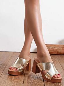 Clogs, Elegant Summer Sandals For Women - Gold - View 4
