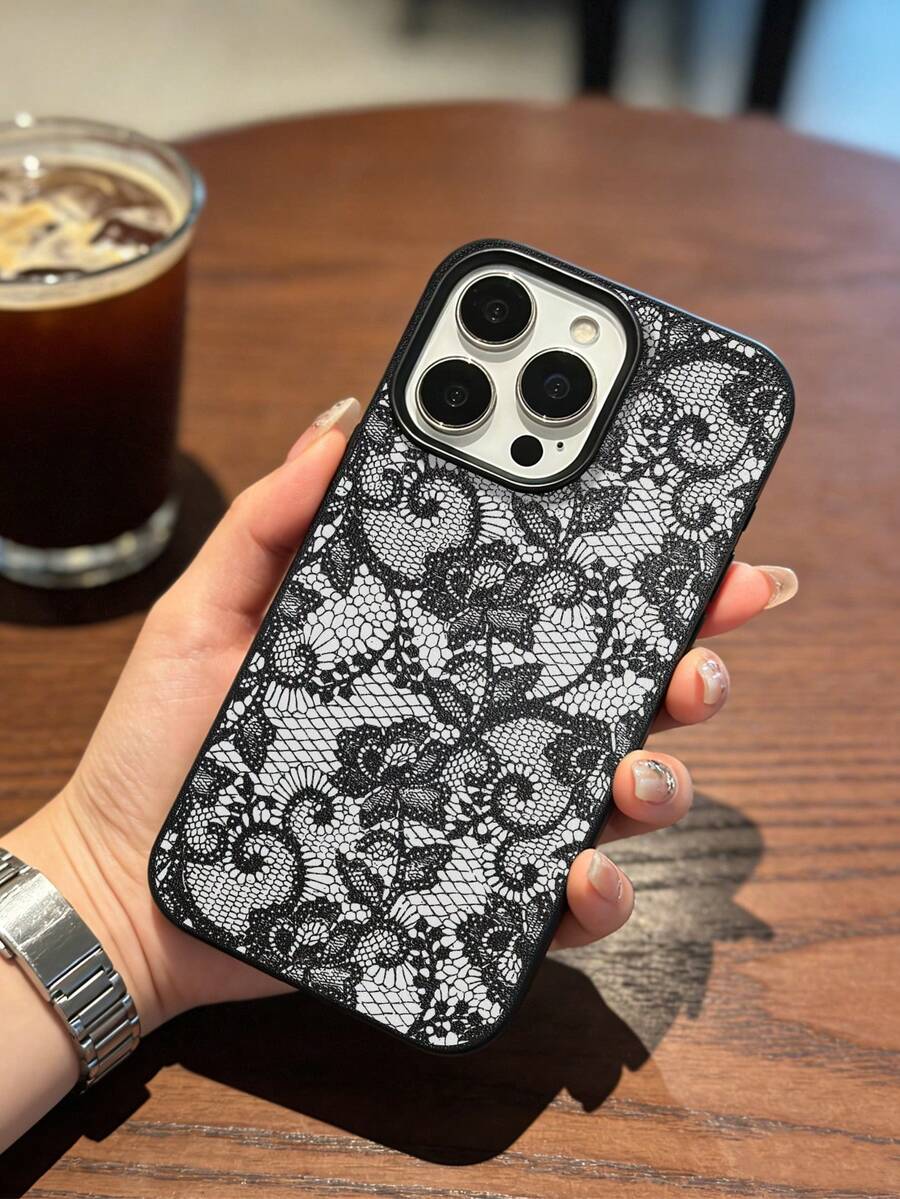 黑色优雅蕾丝花卉图案手机壳，TPU皮革质感防震保护套，兼容 17 Pro Max/17 Pro/17/16 Pro Max/16/16 Pro/16 Plus/15/15 Pro Max/15 Pro/15 Plus/11/12/13/14 Pro Max/11 Pro Max/12 Pro/12 Pro Max/13 Pro/13 Pro Max/14 Pro/14 Pro Max/14 Plus，适合作为礼物送给家人、情侣或朋友。
