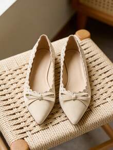 Women Point Toe Flats Low Heel Bow Knot Ballet Flats With Cut Out Grommet Details Modern Elegant Commute Wedding Ladies Flat Shoes - 杏色 - 查看 1