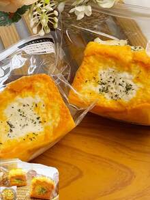 1pc Parsley Flavored 3-Layer Toasted Bread, Charcoal Grilled Toast, Food Scraper, Fake Food, Croissant, Slow Fermentation Burger, Multi-Layer Model Toy, Stress Relief Tool, Educational Toy, Realistic PU Material, Detachable Relaxation Item - Multicolor - View 5