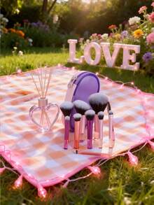 متعدد الألوان