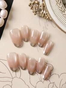 10片装短款亚克力美甲套装，猫眼金色法式美甲，短款办公日常佩戴假指甲，人造指甲套装包含1张粘合贴片和1个迷你指甲锉，手工制作。 - 彩色 - 查看 2