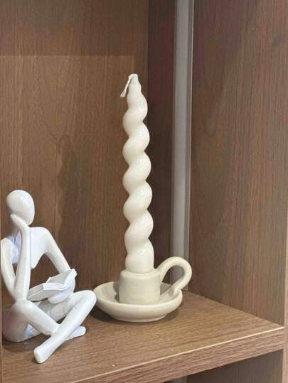 2 Pcs/Set Soy Wax Spiral Taper Candles, Light Luxury Elegant Style For Wedding Ceremony, Unity Candle Ritual, Dining Table Centerpieces, Romantic Date Night, Wedding Reception Styling, Coffee Table Display, Living Room Desktop Decor, Anniversary Dinner, Engagement Party, New Year's Eve Gathering, Holiday Feast Accent, Floral Arrangement Pairing, Outdoor Garden Party, Backyard Wedding