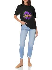 Breathable Graffiti On A Purple Background With A Green And Yellow Border. Women's Short-Sleeved, Fitted T-Shirt In Soft Cotton With A Crew Neck; A Basic And Versatile Style. Cute Blouses, Casual Blouses For Women, Special Offer, Women's Athletic T-Shirt. - 黑色 - 查看 2