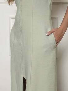 DUOUNO MODAS - MARANTE WOMEN'S LONG TANK DRESS WITH BACK ZIPPER AND POCKETS - WOMEN'S LONG DRESSES - Light Olive Green - View 2