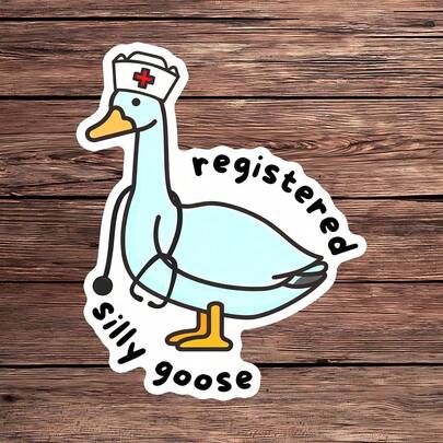 1 buc autocolant înregistrat Silly Goose, decal amuzant pentru laptop cu asistentă medicală, vinil cu umor medical, cadou pentru asistență medicală, autocolant impermeabil pentru sticlă de apă cu peel & stick, decal durabil pentru pahar cu gâscă drăguță, vinil pentru caiet de asistentă medicală la modă, cadou perfect pentru asistente medicale, autocolant albastru adorabil pentru mașină, accesoriu amuzant ușor de aplicat pentru laptop, decal pentru sticlă de apă cu citat pentru pălărie de asistentă medicală, autocolant durabil din vinil pentru computer, decor pentru caiet cu citat îndrăzneț, autocolant pentru pahar cu gâscă amuzantă, decal auto cu umor de spital